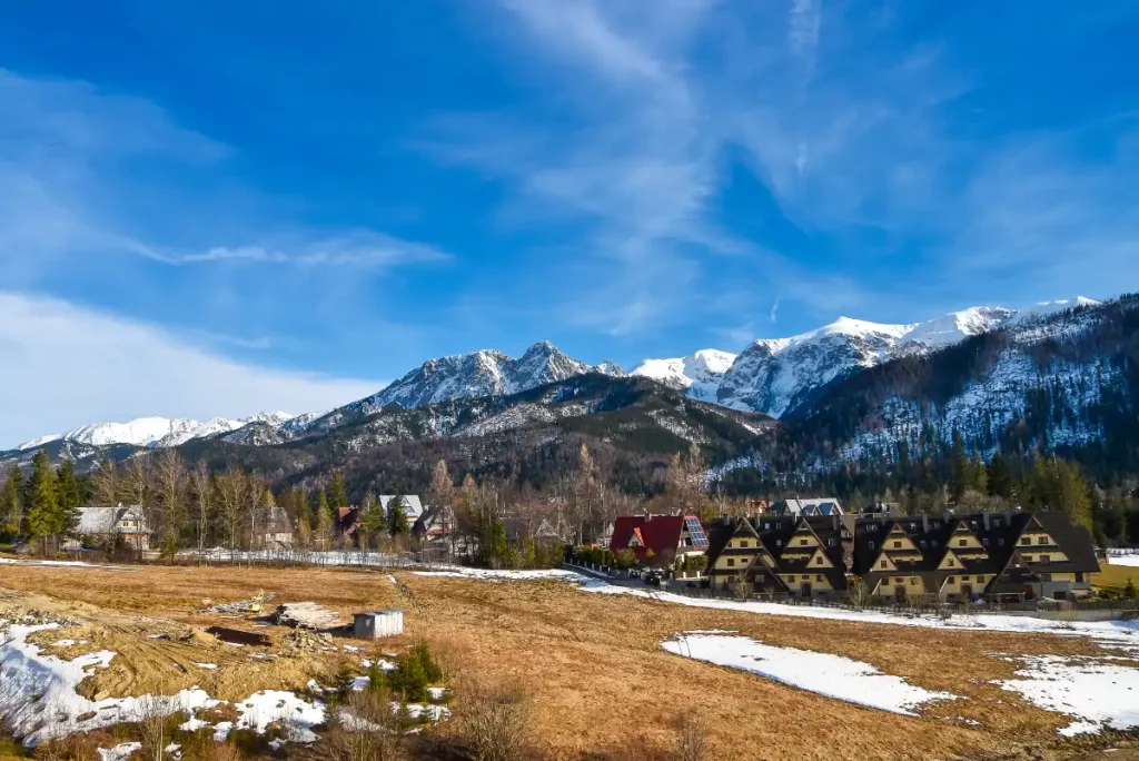 Panorama na Giewont i Tatry z Kościeliska, Noclegi Kościelisko