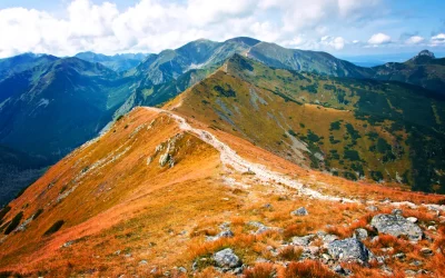 Porównanie Polskich i Słowackich Tatr – Co warto wiedzieć przed wyjazdem